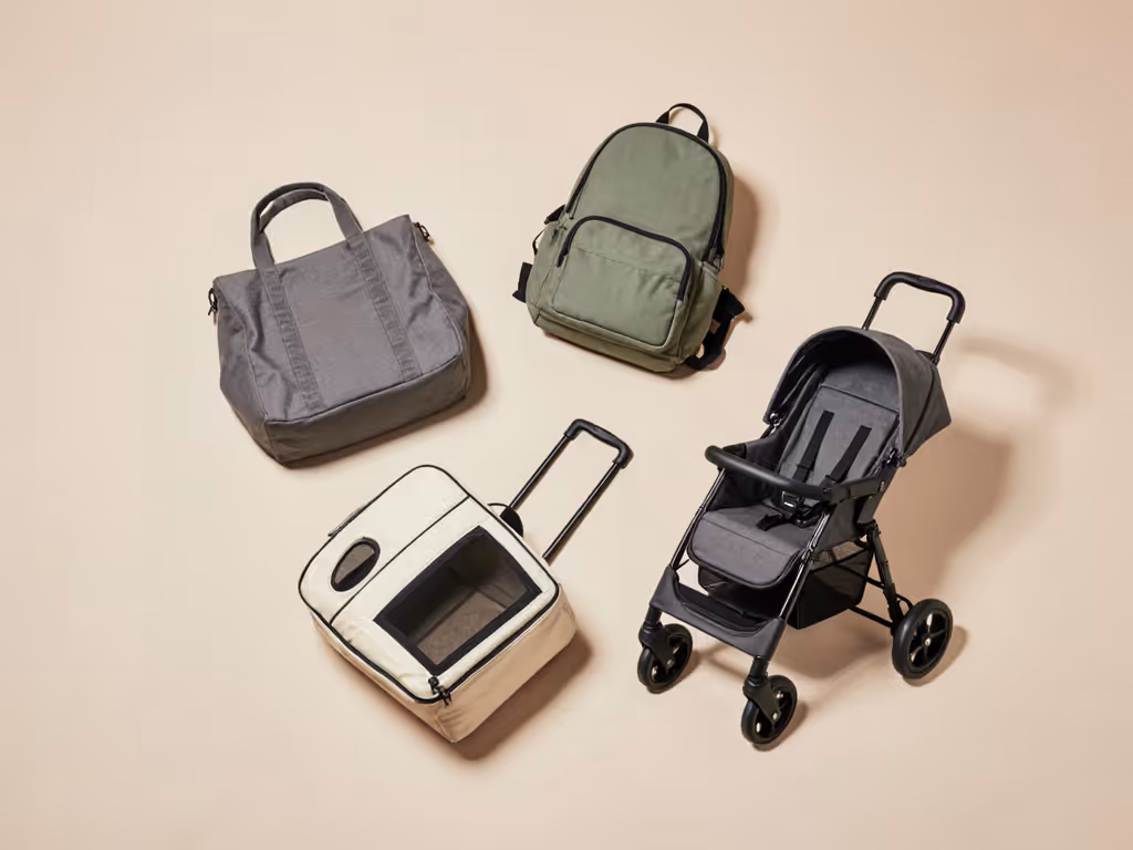 different_pet_carrier_styles_in_neutral_colors